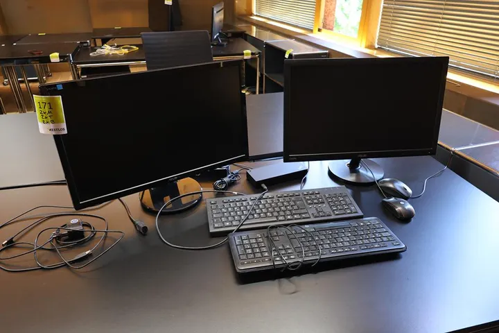 2 x Bildschirm 2 x Tastatur 2 x Maus